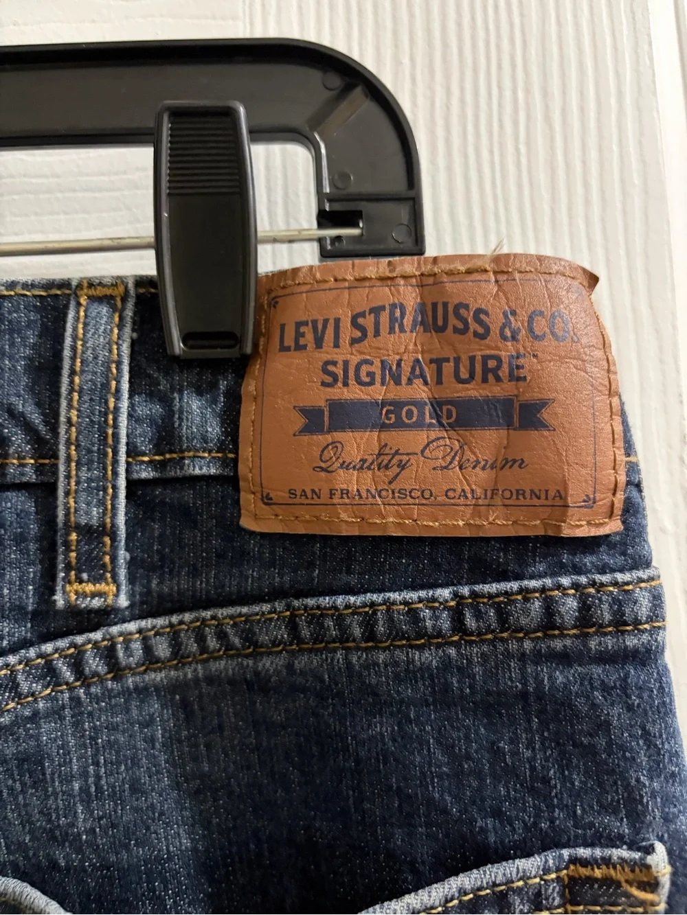 Levi's Men's Bootcut Jeans in Dark Blue Wash. 36x34